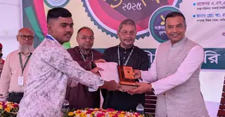 নরসিংদী সরকারি কলেজে কৃতি শিক্ষার্থীদের সংবর্ধনা